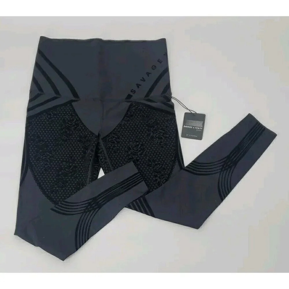 Savage X Fenty Sport Leggings Women's Black Flocked Artwork US 2X NWT